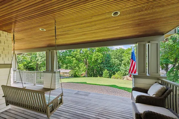 20590 Linden RD, Deephaven, MN 55331