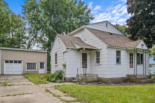 2114 5th AVE NE, Austin, MN 55912