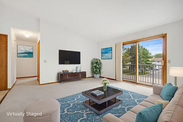 3304 Greenbrier ST #3304C, Vadnais Heights, MN 55127