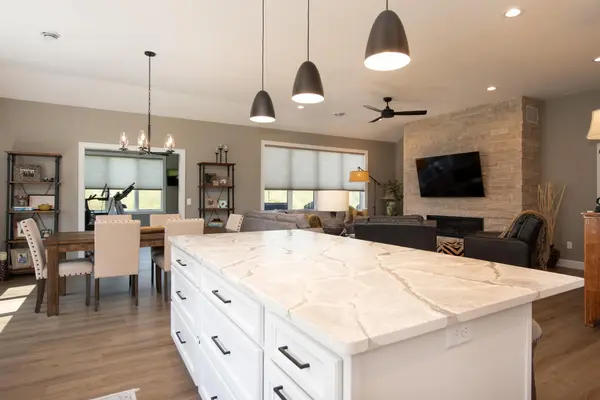 1026 Mahoe WAY, Mankato, MN 56001