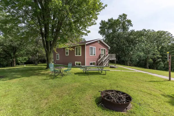 15618 385th AVE, Eagle Lake Twp, MN 56515