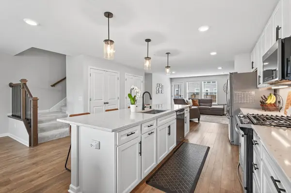 644 Village DR, New Brighton, MN 55112