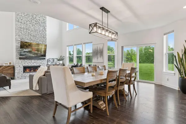 3142 Lilac AVE, Lake Elmo, MN 55042