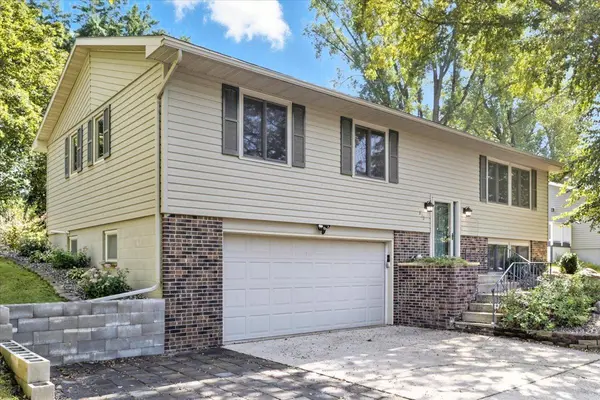 1810 Brookside DR, Albert Lea, MN 56007