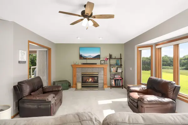 14635 Raspberry DR, Rogers, MN 55374