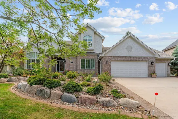 7031 Kenmare DR, Bloomington, MN 55438