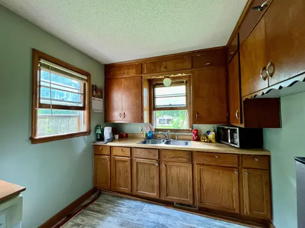 428 E Rooney AVE, Appleton, MN 56208