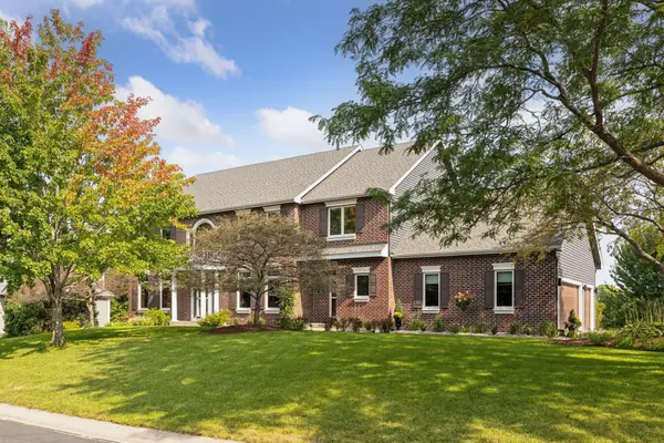 4040 Lakeridge RD,  Chanhassen,  MN 55331
