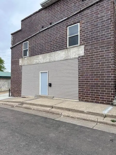 108 Grove ST W, Caledonia, MN 55921