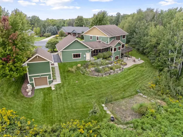 2592 Saint Peter LN, Rochester Twp, MN 55902