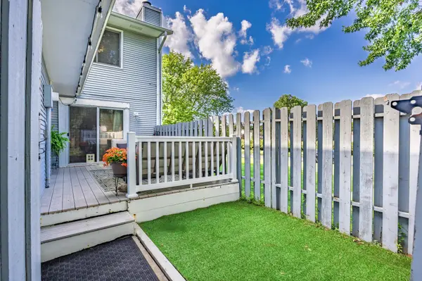 7618 Dunmore RD, Woodbury, MN 55125