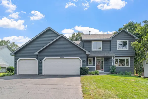 7090 Gardenia CT, Apple Valley, MN 55124