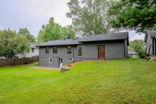 8679 Rich RD, Bloomington, MN 55437