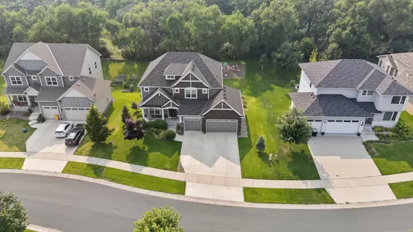 4313 Parkview CIR, Anoka, MN 55303
