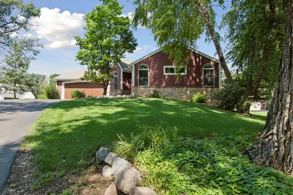 14400 Woodhaven RD, Minnetonka, MN 55345