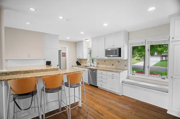 2420 Gettysburg AVE S, Saint Louis Park, MN 55426