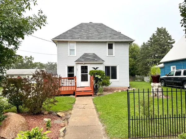 107 5th ST NE, Stewartville, MN 55976