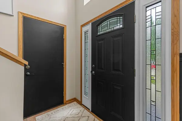 517 2nd ST S, Montrose, MN 55363