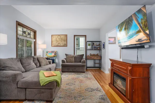 4338 Wentworth AVE, Minneapolis, MN 55409