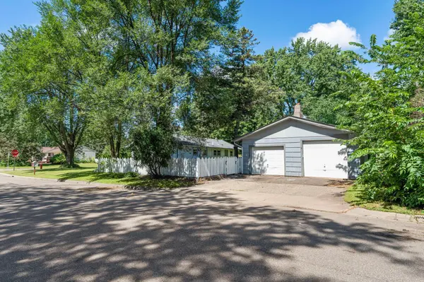 6500 Hampshire AVE N, Brooklyn Park, MN 55428