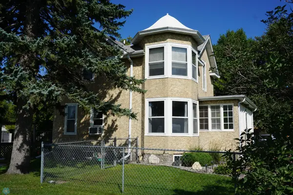101 5th ST NW, Barnesville, MN 56514