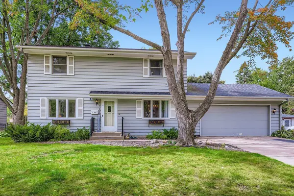 3909 Nevada AVE N, New Hope, MN 55427