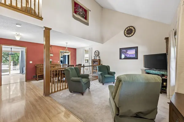 5924 Polar Bear LN, White Bear Twp, MN 55110