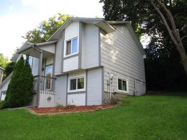 200 Mississippi DR, Monticello, MN 55362