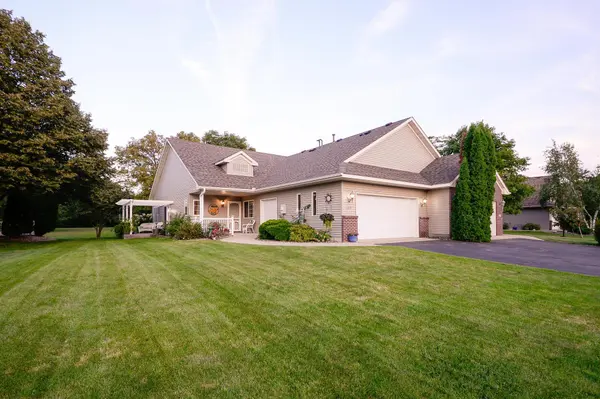 229 Goldfinch LN, Clearwater, MN 55320