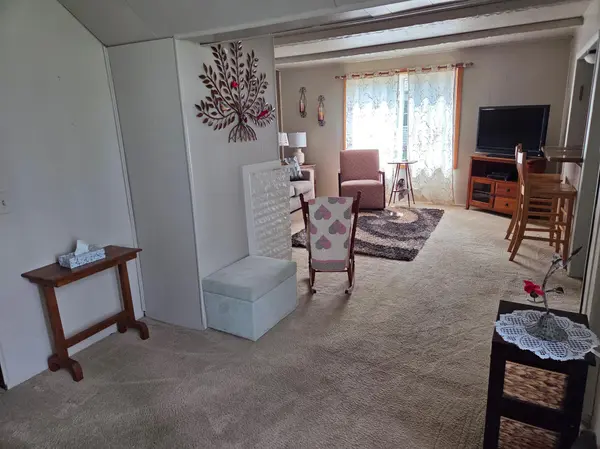 312 Columbus AVE S, Waltham, MN 55982