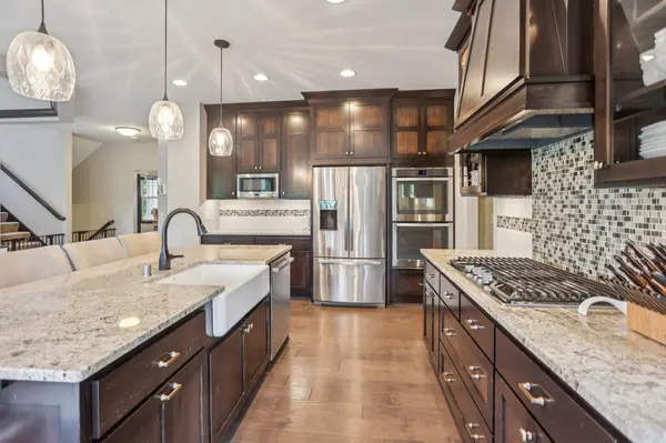 12726 Lake Vista LN, Champlin, MN 55316
