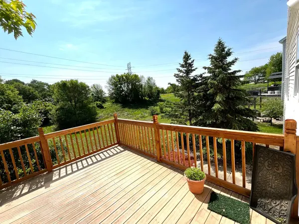 7263 Falmouth Curve, Shakopee, MN 55379