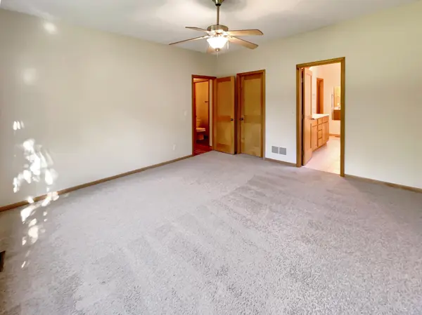 1309 Timber LN, Buffalo, MN 55313