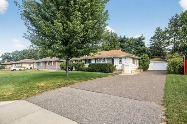3812 Joyce LN,  Brooklyn Center,  MN 55429