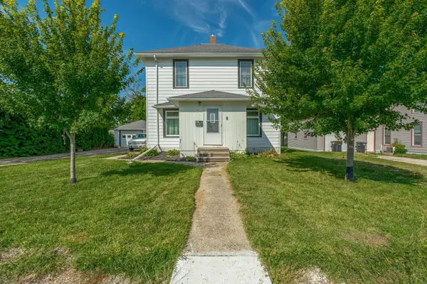 33 2nd ST SW, Winnebago, MN 56098