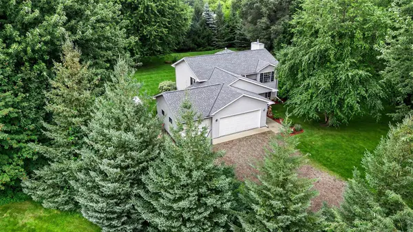 W12354 694th AVE, Prescott, WI 54021