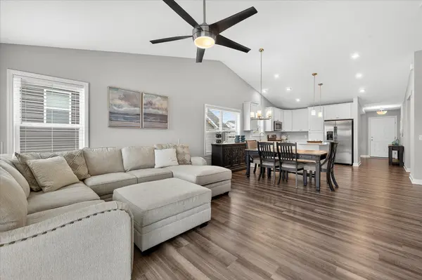 13940 Apollo CT, Rosemount, MN 55068