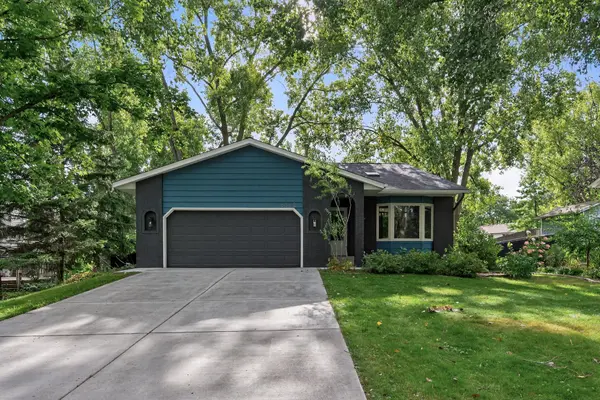 6580 Falstaff TER, Woodbury, MN 55125