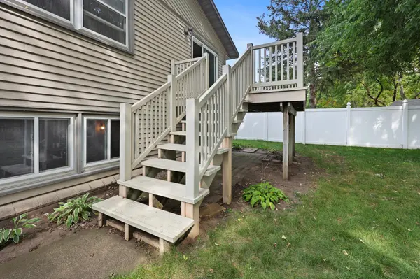 482 Kirkwall DR, Waite Park, MN 56387