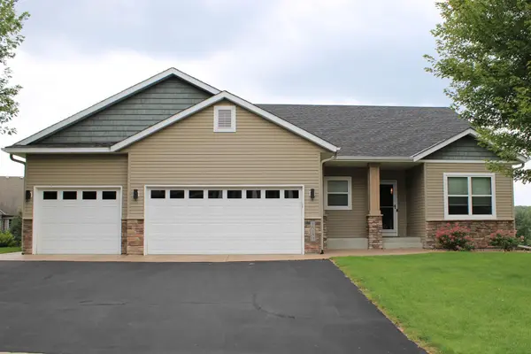16180 Tahinka PL NW, Prior Lake, MN 55372