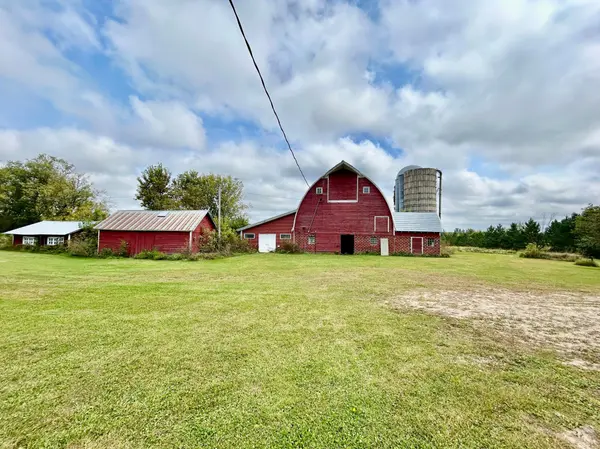 304 Bluff Creek RD, Bluffton, MN 56518