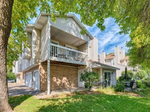 5312 Highpointe TER, Bloomington, MN 55437