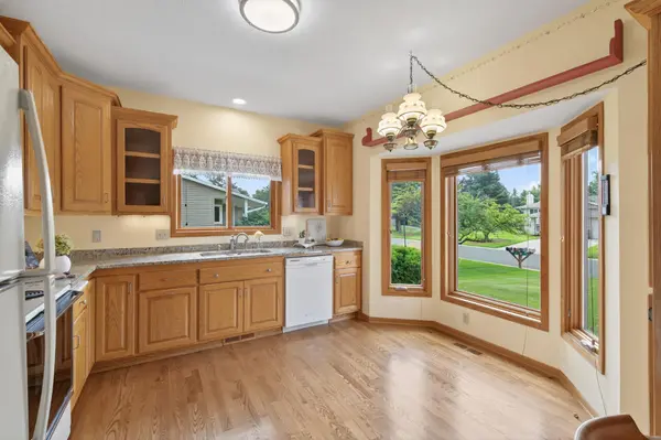 5616 Pascal ST, Shoreview, MN 55126