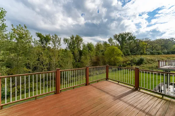1969 Alexander RD NE, Rochester, MN 55906