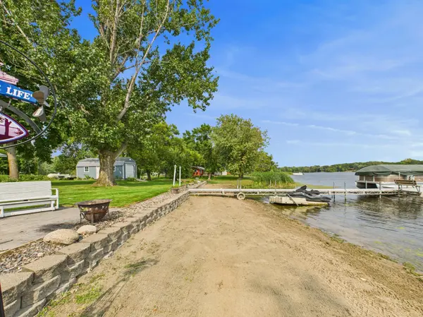 19364 Two Rivers RD, Avon, MN 56310