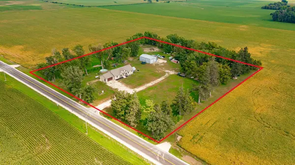 11150 County 2, Sumner Twp, MN 55975