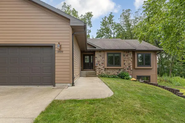 1009 2nd ST SE, Faribault, MN 55021
