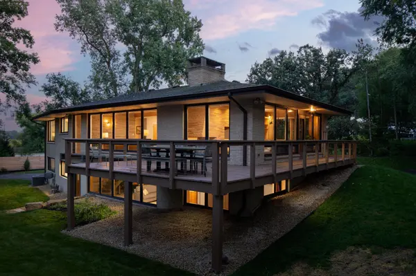 5300 Mount Normandale DR, Bloomington, MN 55437