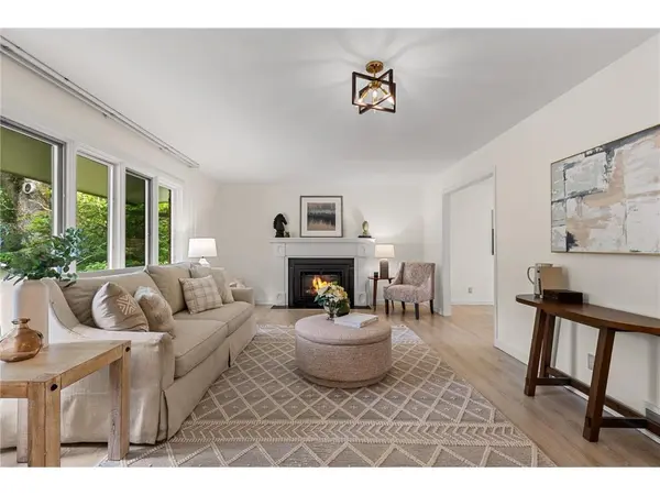 6521 Gleason RD, Edina, MN 55439