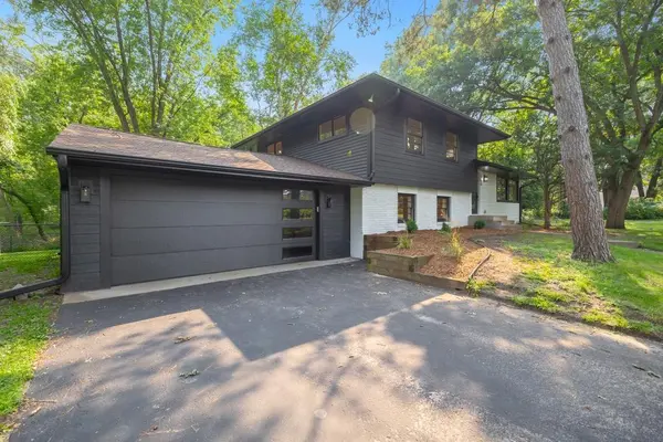 200 Juniper ST, Mahtomedi, MN 55115